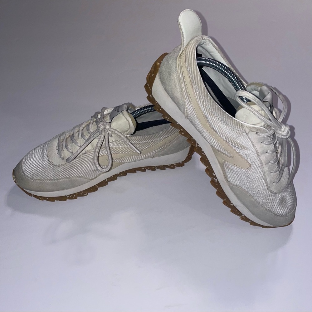 rag and bone retro runner cream corduroy shoe size 41 or size 8 US